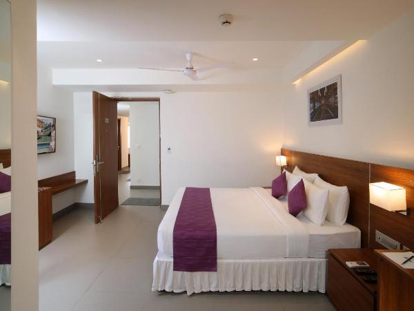 Lilac Hotel, 5th Block : photo 4 de la chambre chambre exécutive