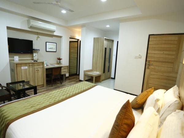 Hotel City Centre Residency : photo 8 de la chambre chambre lit queen-size deluxe