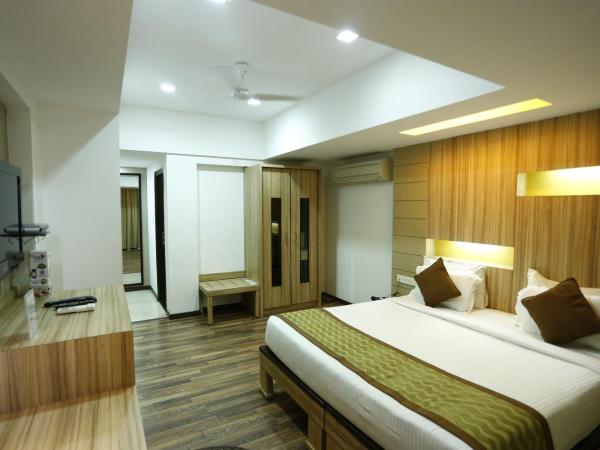 Hotel City Centre Residency : photo 4 de la chambre chambre lit queen-size deluxe