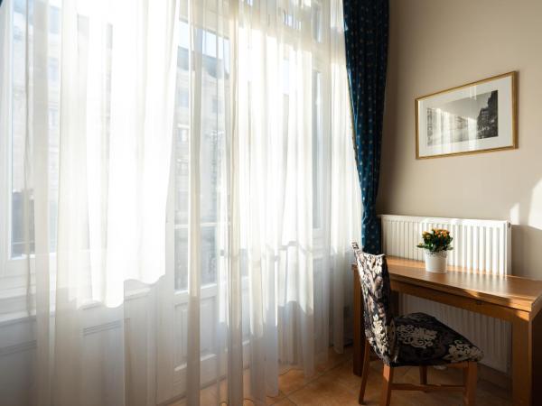Budapest Panorama Central : photo 6 de la chambre standard triple room - annex building