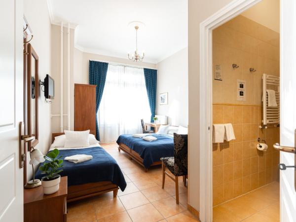 Budapest Panorama Central : photo 3 de la chambre standard triple room - annex building