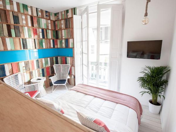 Urban Suite Santander : photo 1 de la chambre chambre double supérieure - vue sur ville