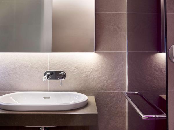 Radisson Blu Hotel, Lyon : photo 7 de la chambre chambre premium - vue panoramique sur vieille ville