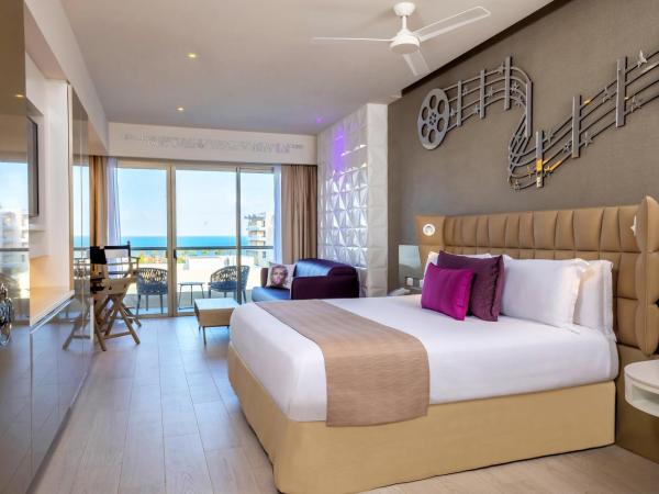 Planet Hollywood Adult Scene Cancun, An Autograph Collection All- Inclusive Resort - Adults Only : photo 1 de la chambre suite junior star class - vue sur océan