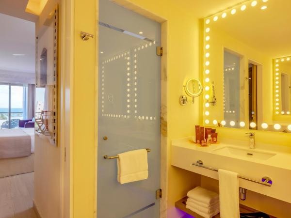 Planet Hollywood Adult Scene Cancun, An Autograph Collection All- Inclusive Resort - Adults Only : photo 5 de la chambre suite junior star class - vue sur océan