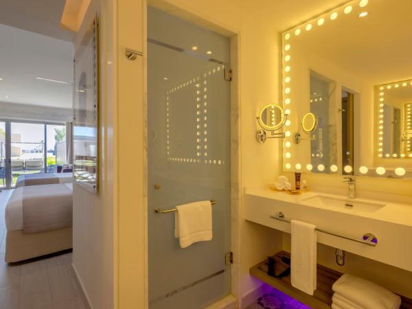 Planet Hollywood Cancun, An Autograph Collection All-Inclusive Resort : photo 3 de la chambre suite junior accès direct piscine