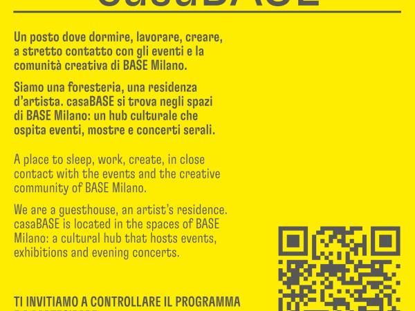 casaBASE : photo 1 de la chambre chambre double ou lits jumeaux avec salle de bains commune