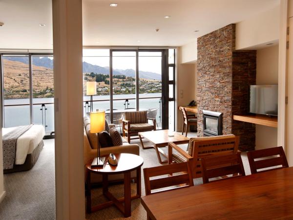 The Rees Hotel & Luxury Apartments : photo 4 de la chambre appartement 2 chambres - vue sur lac