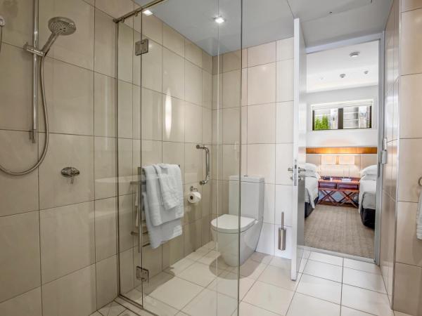 The Rees Hotel & Luxury Apartments : photo 5 de la chambre appartement 3 chambres - vue sur lac