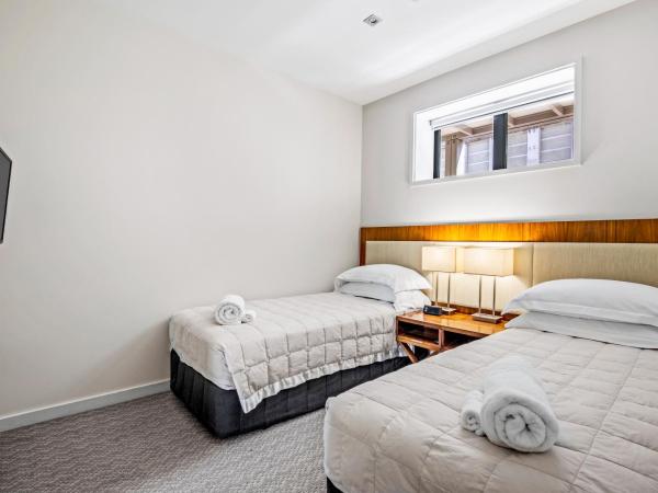 The Rees Hotel & Luxury Apartments : photo 6 de la chambre appartement 3 chambres - vue sur lac