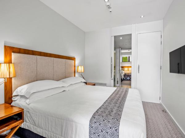 The Rees Hotel & Luxury Apartments : photo 4 de la chambre appartement 3 chambres - vue sur lac