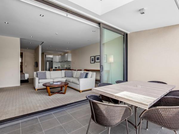 The Rees Hotel & Luxury Apartments : photo 2 de la chambre appartement 3 chambres - vue sur lac