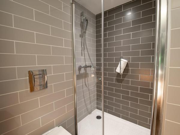 Holiday Inn Express - Arcachon - La Teste by IHG : photo 7 de la chambre chambre standard lit queen-size