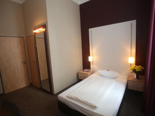 Hotel Columbus : photo 5 de la chambre chambre simple