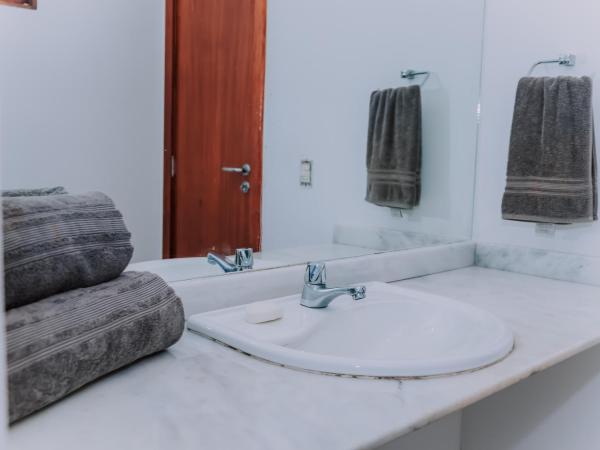 Pousada Peninsula de Buzios : photo 1 de la chambre chambre quadruple - vue sur mer