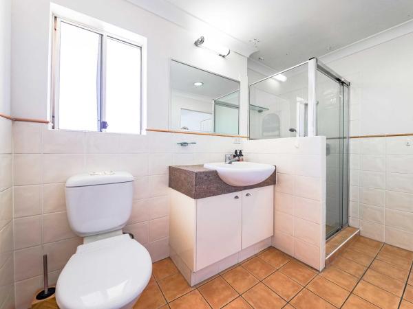 Calamvale Business or Holiday like Home : photo 4 de la chambre chambre double avec salle de bains privative