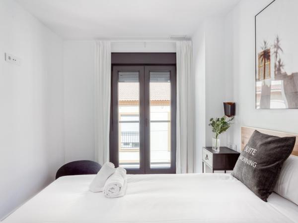 limehome Málaga Calle Ancha del Carmen - Digital Access : photo 6 de la chambre appartement 1 chambre - xl