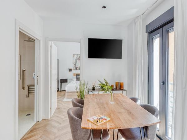 limehome Málaga Calle Ancha del Carmen - Digital Access : photo 4 de la chambre one-bedroom apartment with terrace - disability access