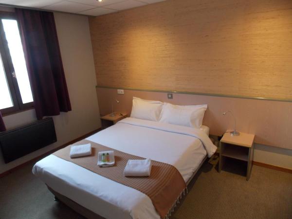 Hôtel Le Savoie : photo 1 de la chambre chambre double