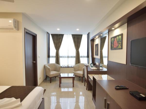 Nice Stay The Business Hotel : photo 6 de la chambre chambre lit king-size deluxe