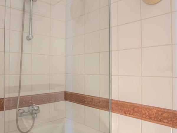 Delice Hotel - Family Apartments : photo 8 de la chambre appartement avec balcon (4 adultes)