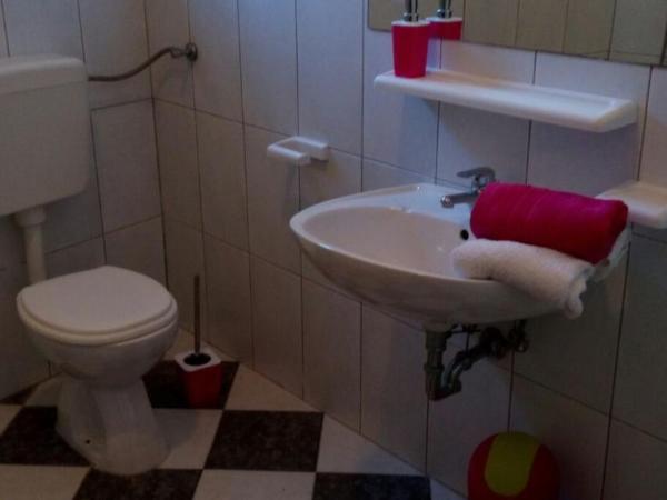 Apartments Lucija : photo 9 de la chambre appartement 2 chambres avec terrasse