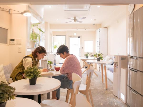 Casa Blanca Guesthouse : photo 7 de la chambre chambre lits jumeaux avec salle de bains commune