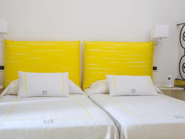 Relais Maresca Luxury Small Hotel & Terrace Restaurant : photo 4 de la chambre chambre double standard avec vue interne