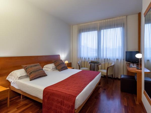 Hotel Leopardi : photo 2 de la chambre chambre double ou lits jumeaux Économique