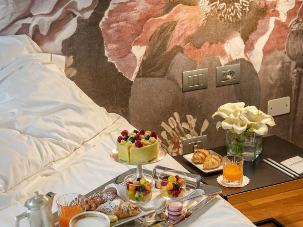 Hotel Leopardi : photo 9 de la chambre chambre double design