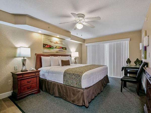 Silver Lake Resort by Capital Vacations : photo 2 de la chambre suite lit king-size