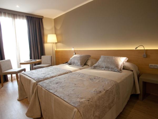 M.A. Hotel Sevilla Congresos : photo 3 de la chambre chambre double ou lits jumeaux