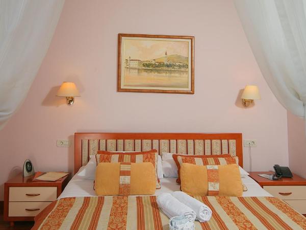Hotel Trogir : photo 3 de la chambre chambre double deluxe avec balcon