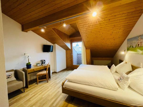 Hotel Toscana : photo 3 de la chambre chambre lits jumeaux standard avec climatisation - mansarde