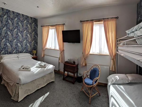 The Highfield Private Hotel : photo 1 de la chambre chambre familiale (2 adultes + 3 enfants)