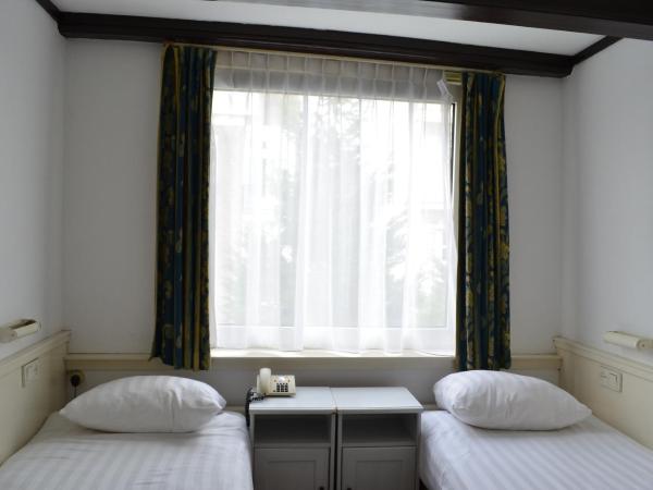 Hotel de Munck : photo 1 de la chambre chambre double ou lits jumeaux avec salle de bains privative