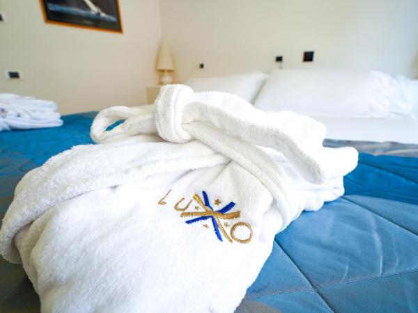 Hotel Luxor : photo 3 de la chambre chambre double ou lits jumeaux supérieure