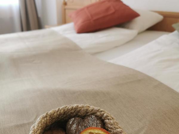 SPANNORT family home with common kitchen and self check-in : photo 6 de la chambre chambre double ou lits jumeaux avec balcon