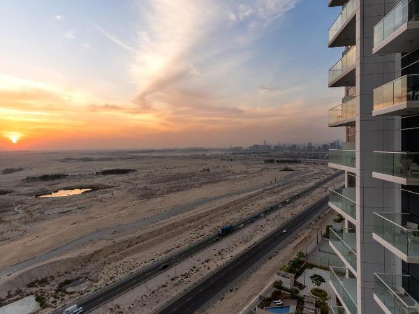 Radisson Dubai Damac Hills : photo 4 de la chambre chambre standard