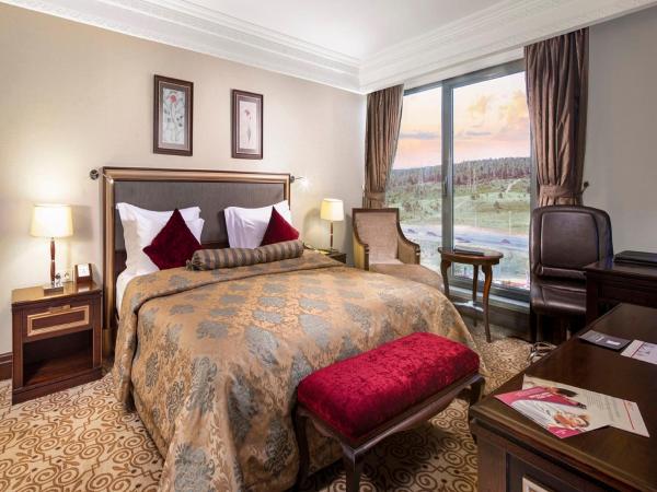 Crowne Plaza Istanbul Asia, an IHG Hotel : photo 4 de la chambre chambre d'angle lit king-size