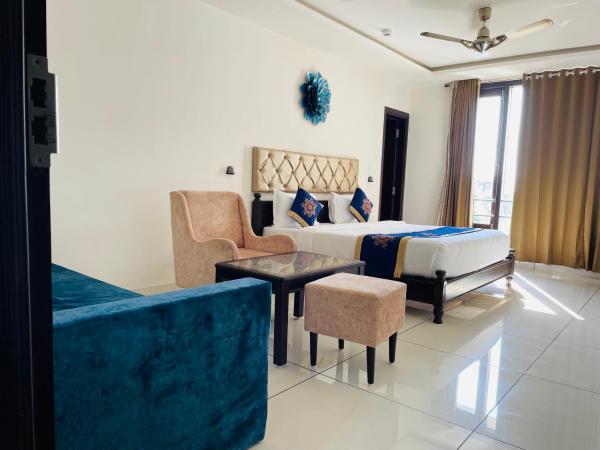 Clover Inn : photo 5 de la chambre chambre familiale deluxe