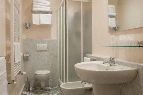 Hotel & Residence Torino Centro - Stazione Porta Susa : photo 4 de la chambre chambre simple