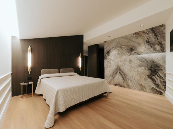 Albergo Italia : photo 2 de la chambre suite avec terrasse