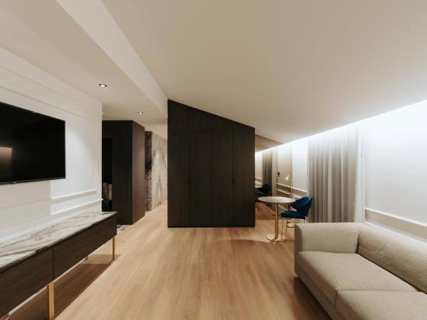 Albergo Italia : photo 3 de la chambre suite avec terrasse