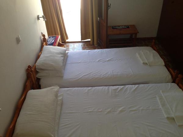 Stavros Pension : photo 6 de la chambre chambre lits jumeaux