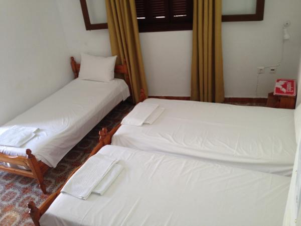 Stavros Pension : photo 2 de la chambre chambre triple