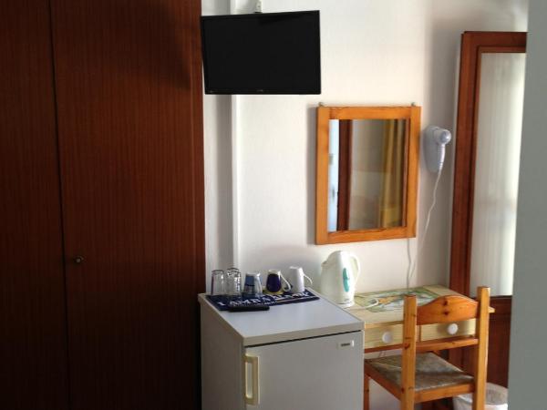 Stavros Pension : photo 1 de la chambre chambre triple