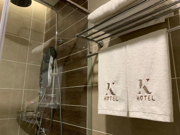 K Hotel : photo 3 de la chambre chambre standard lit queen-size