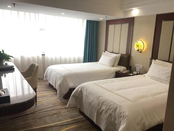 Skyline Plaza Hotel Guangzhou : photo 6 de la chambre chambre affaires lits jumeaux