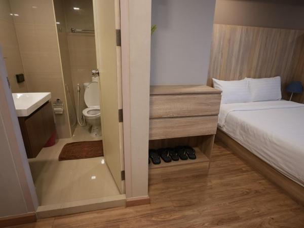 Baan Tanwa - MRT Ratchadapisek : photo 5 de la chambre chambre triple supérieure